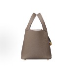 HERMES爱⻢仕 Picotin Lock 18 ⾦扣 ⼥款  Etoupe ⼤象灰